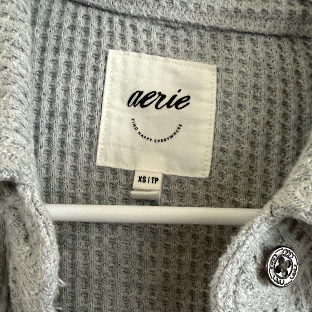 Aerie Gray Button Down Waffle Knit Shirt
Worn Once. Excellent Condition! - Picture 2 of 3